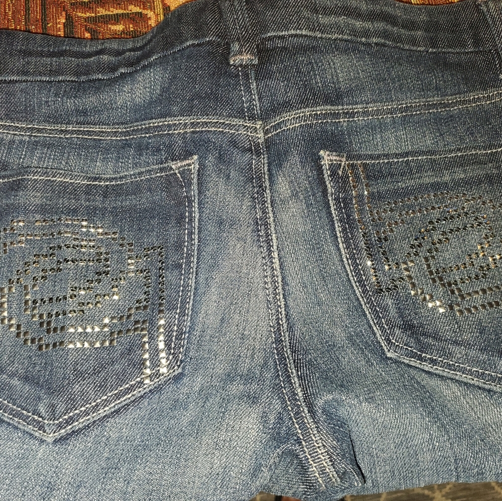 Short - Picture 3 of 3